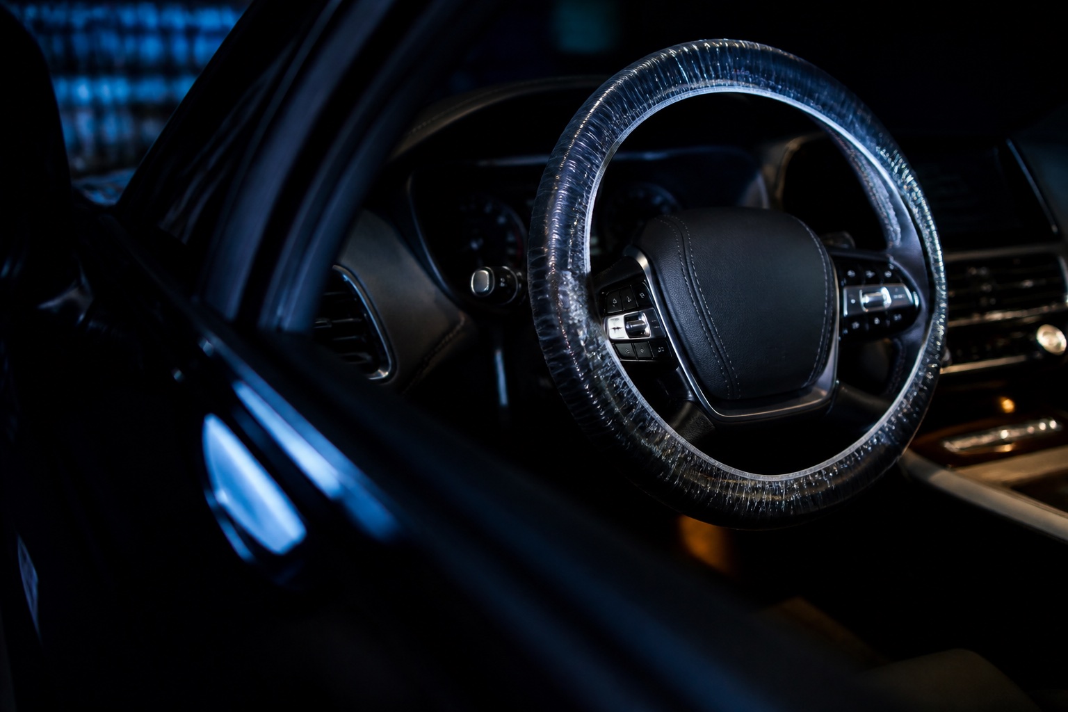 Image de detailing Lustre — volant protégé